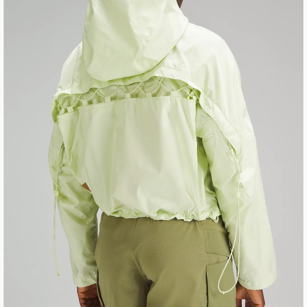 NWT LULULEMON Cinch-Back Half-Zip Hiking Pullover.Size 12.